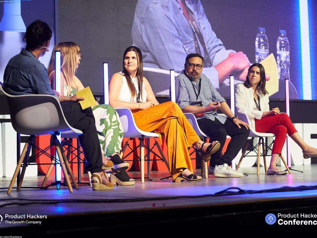 យូអេសអេ និងសេវាកម្ម: វិធីសាស្ត្រទីផ្សារឌីជីថលក្នុងសហរដ្ឋអាមេរិក